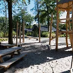 Holiday home Wellness Latour | 2 Saunas, Jacuzzi & Grill Kota | 18 Guests Oirschot