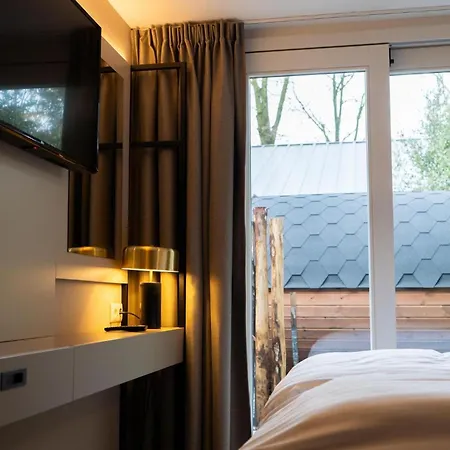 Wellness Latour | 2 Saunas, Jacuzzi & Grill Kota | 18 Guests Сasa de vacaciones Oirschot