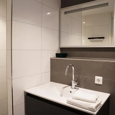 Wellness Latour | 2 Saunas, Jacuzzi & Grill Kota | 18 Guests *