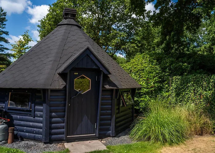 Wellness Latour | 2 Saunas, Jacuzzi & Grill Kota | 18 Guests *