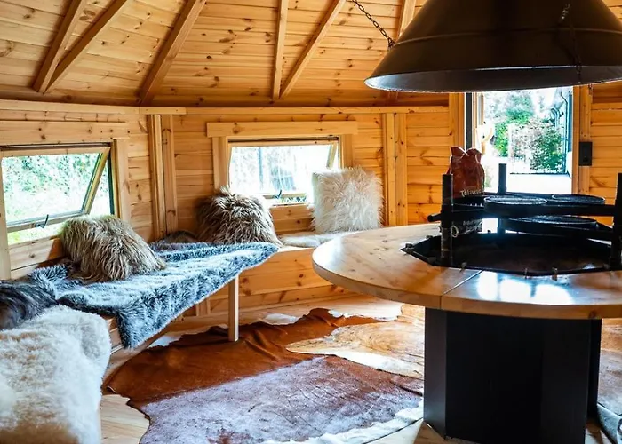 Wellness Latour | 2 Saunas, Jacuzzi & Grill Kota | 18 Guests בית נופש אוירשחוט