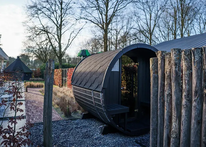 Wellness Latour | 2 Saunas, Jacuzzi & Grill Kota | 18 Guests בית נופש *