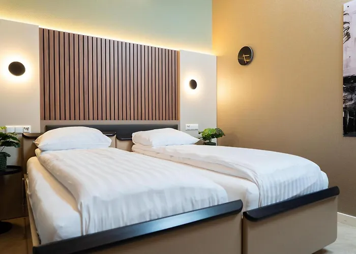 Wellness Latour | 2 Saunas, Jacuzzi & Grill Kota | 18 Guests