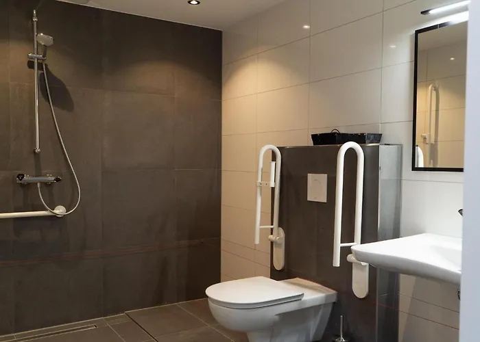 Wellness Latour | 2 Saunas, Jacuzzi & Grill Kota | 18 Guests *